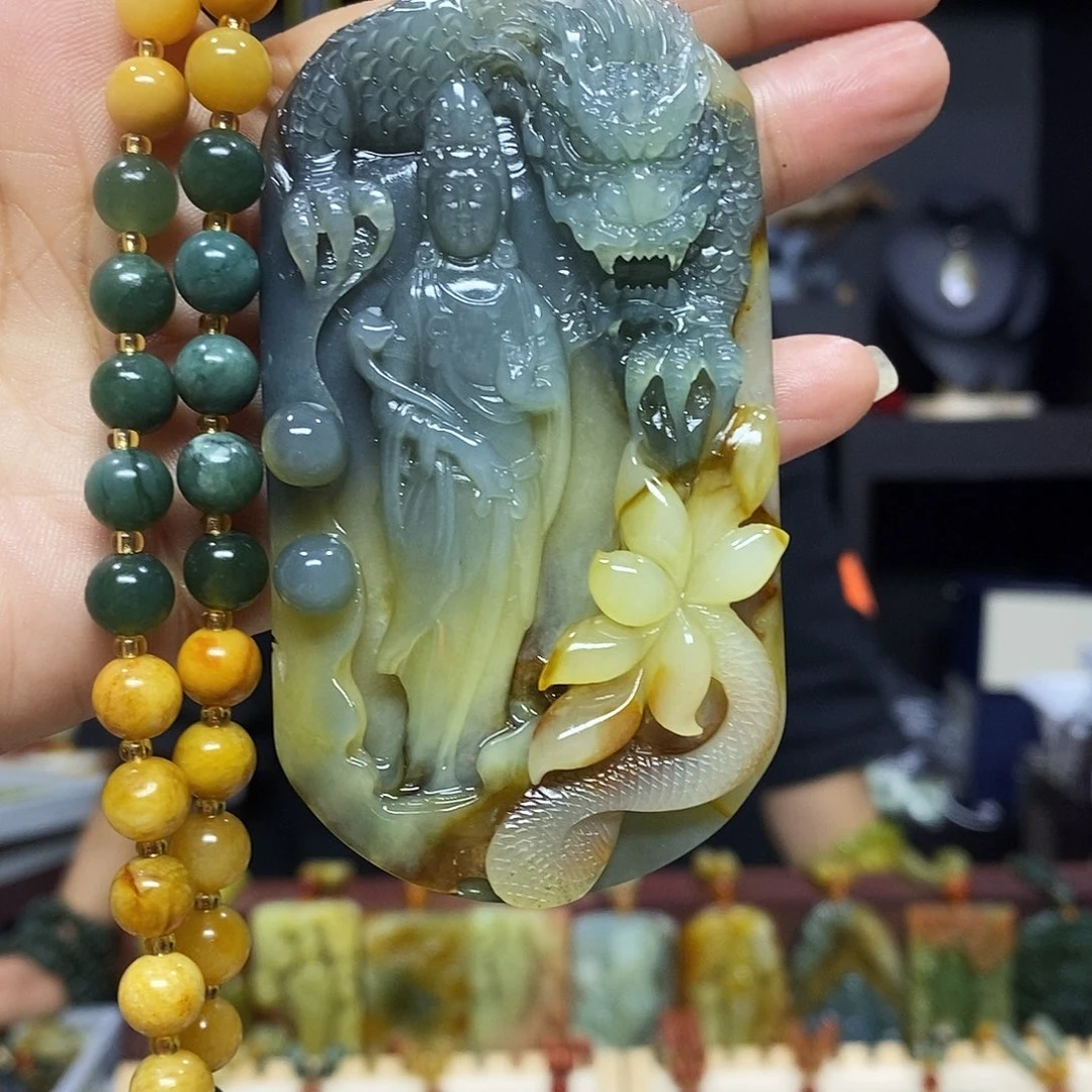 岫玉未镶嵌挂件吊坠