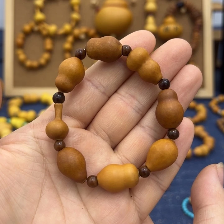 H***祥大叶紫檀（黑酸枝木类）