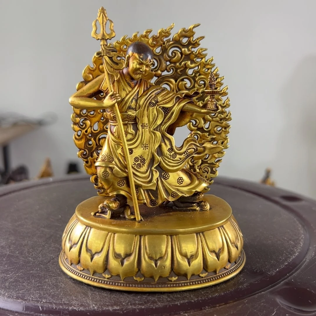 菲***道佛像的造型和造型