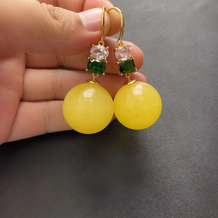 琥珀未镶嵌裸石耳坠