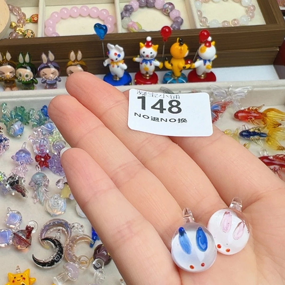 L***a玻璃吊坠(不含链)148号兔子