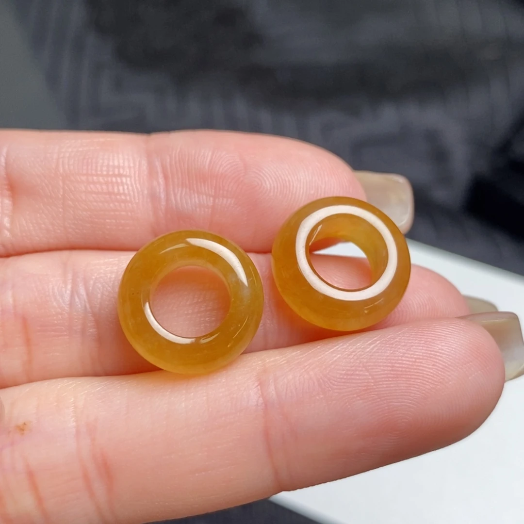 翡翠未镶嵌耳饰玻璃底冰黄翡轮胎圈