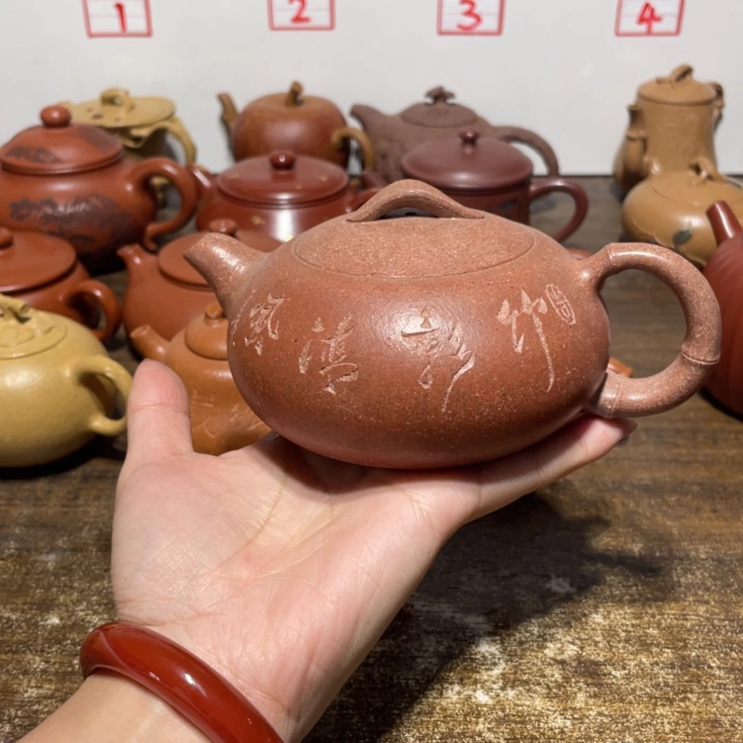 紫砂茶壶壶身跳砂