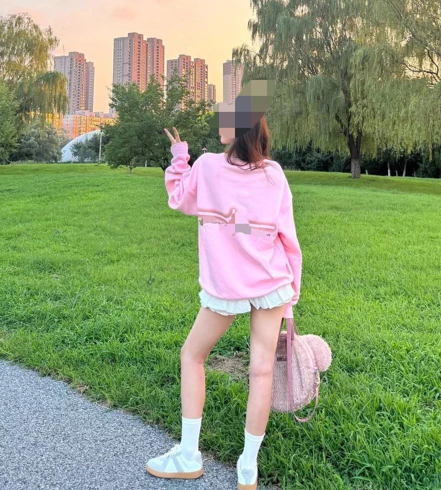 BJ幸运星美式圆领卫衣，上身好显白宽松