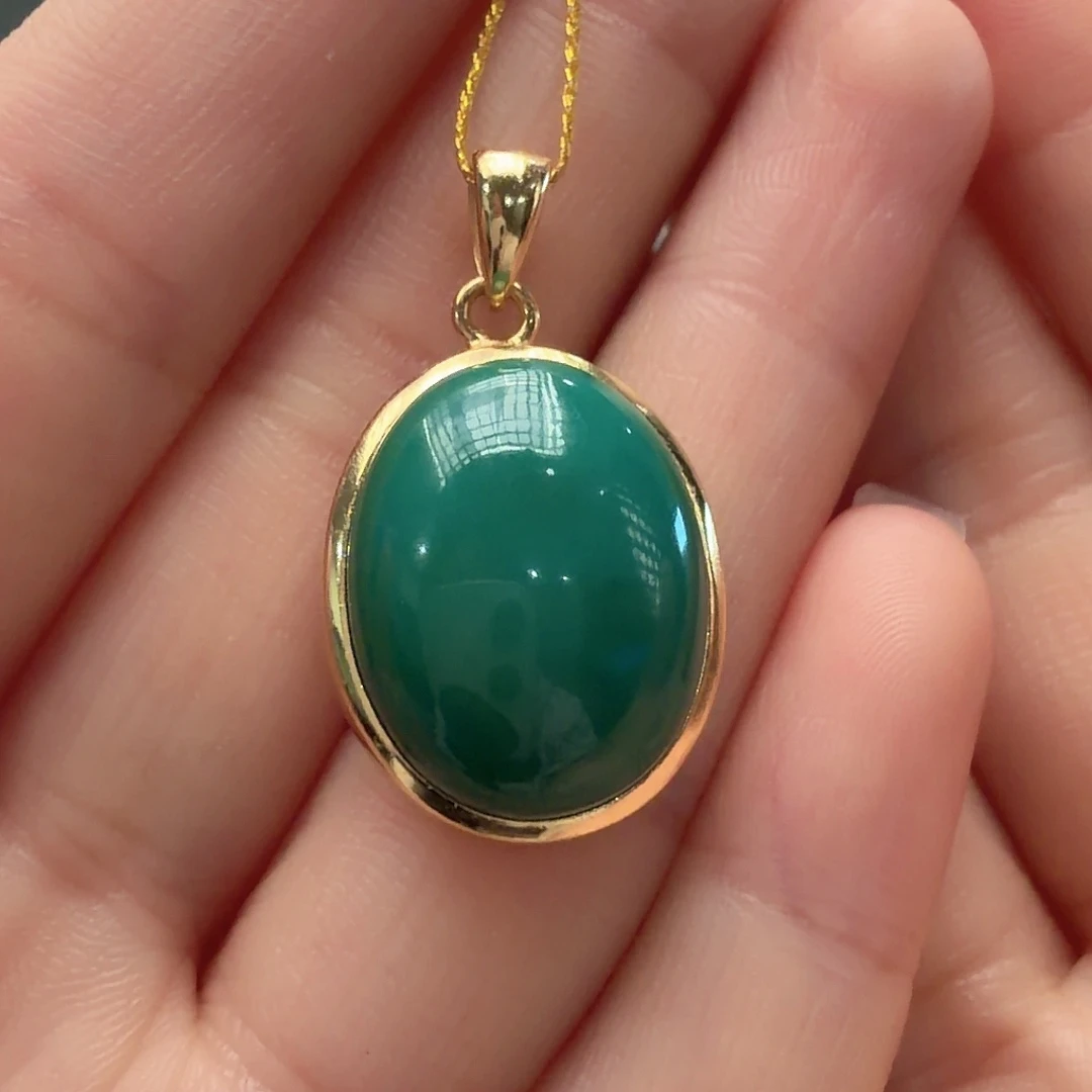 绿松石未镶嵌颈饰