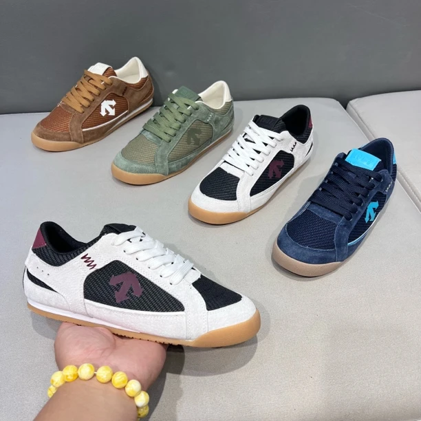 2025潮男秋季运动休闲鞋布面软底时尚百搭男鞋
