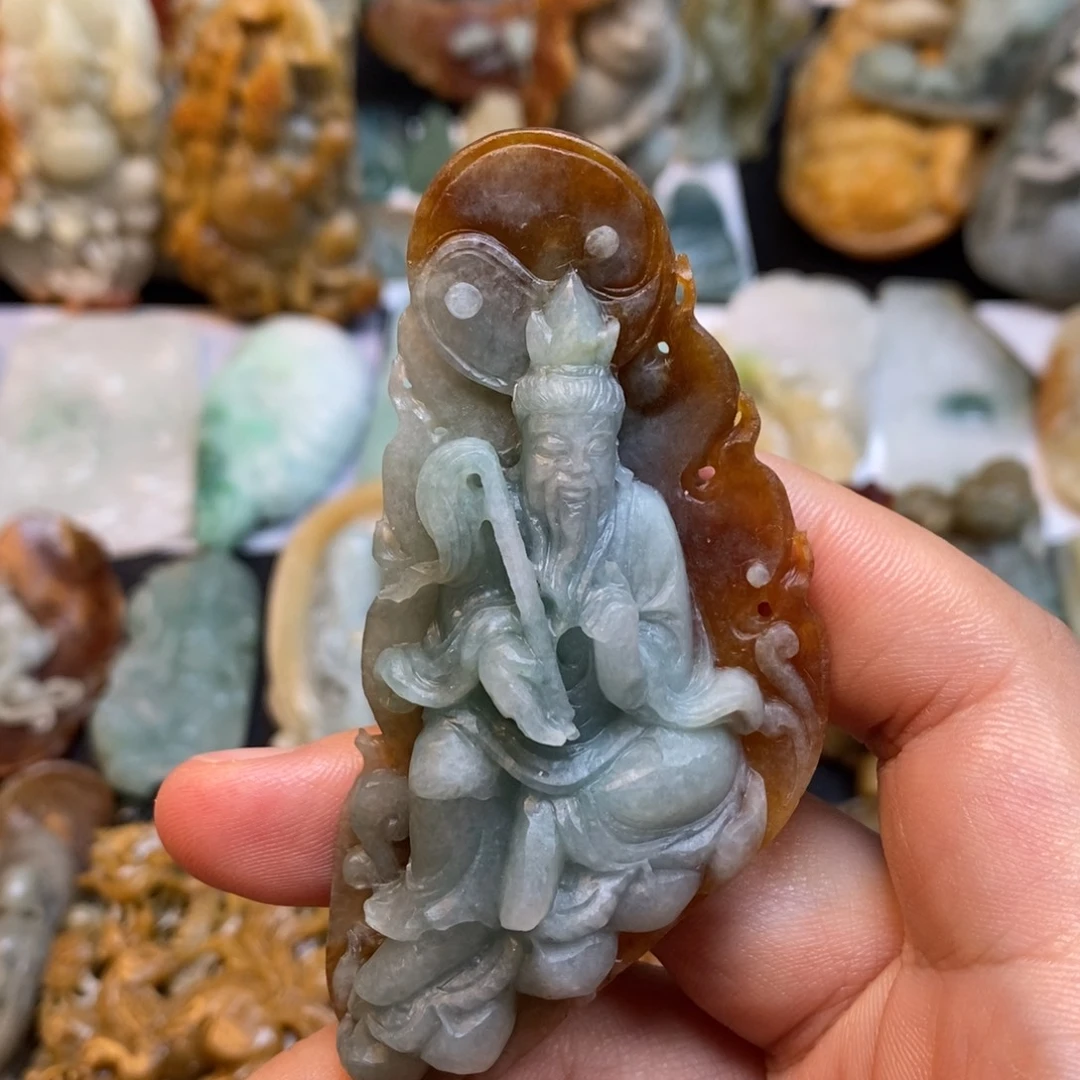 定制翡翠未镶嵌特色1