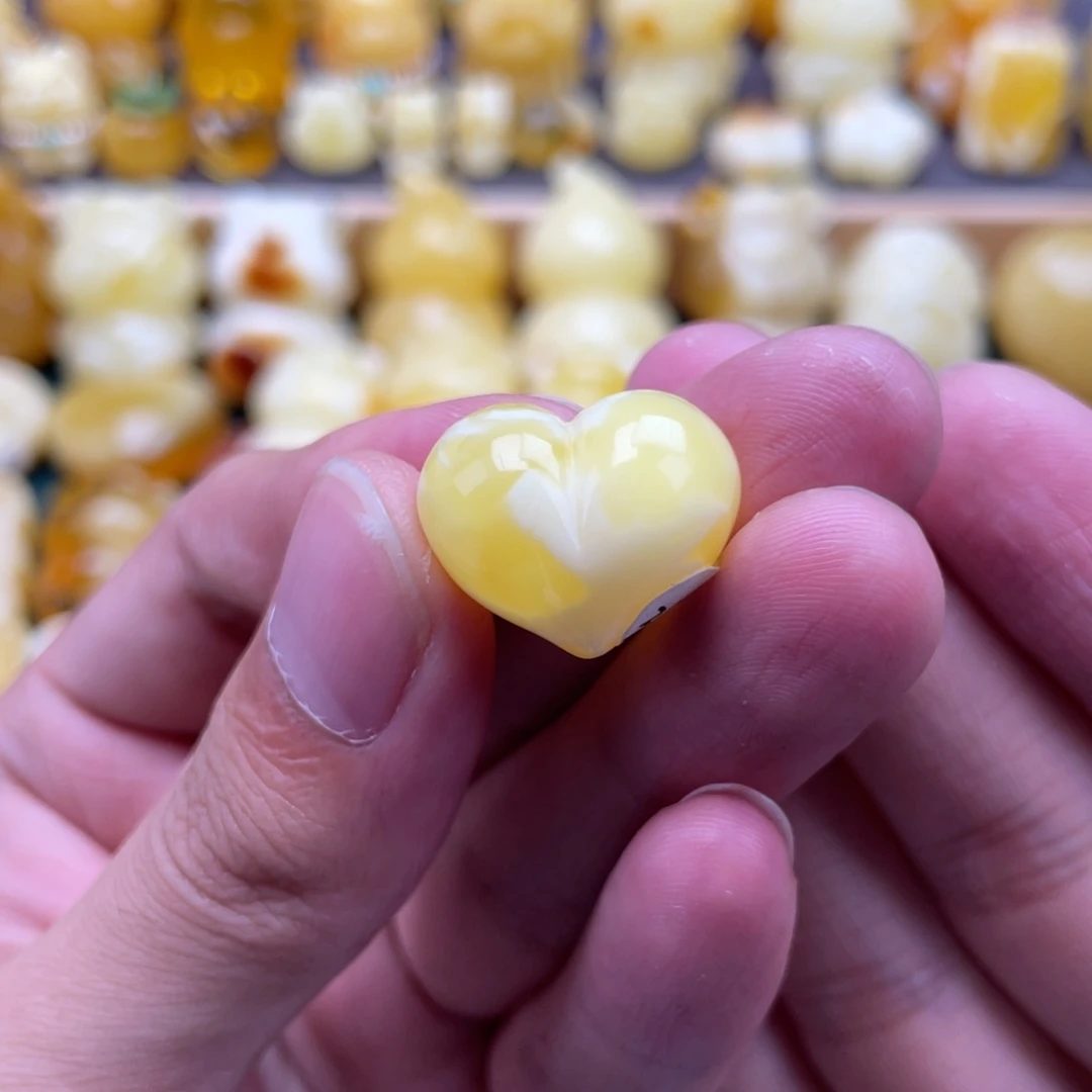 琥珀未镶嵌裸石蜜蜡