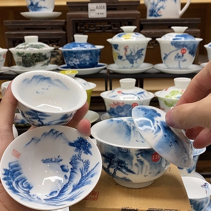 手绘玉龙下山盖碗175cc➕两个85cc主人杯釉下彩微瑕福利款