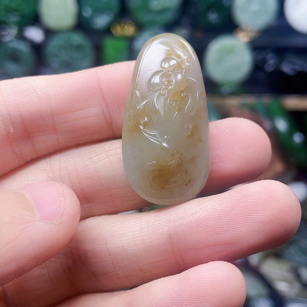 和田玉未镶嵌珠宝半成品