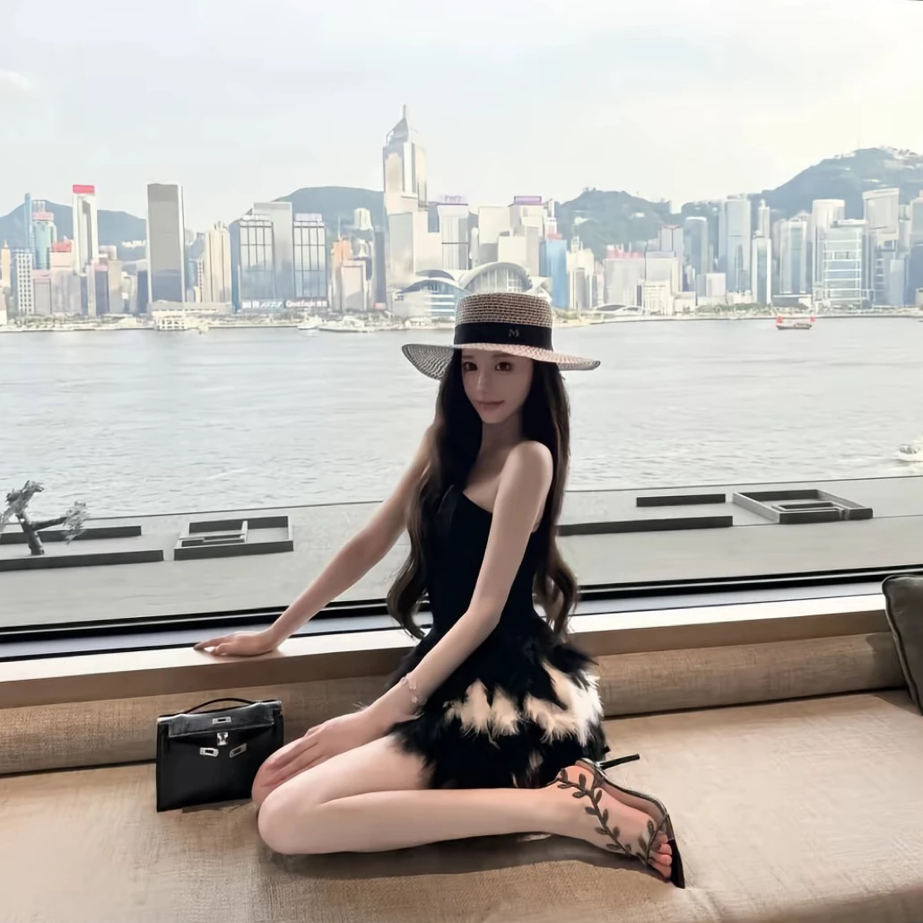 欧蜜美 毛毛半身裙蓬蓬短裙