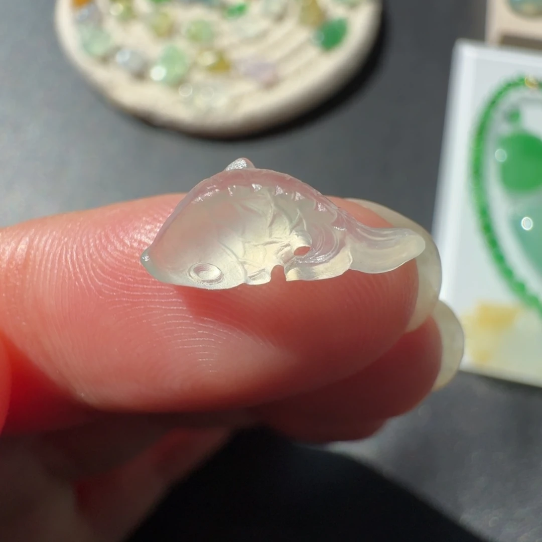 定制翡翠未镶嵌高冰锦鲤