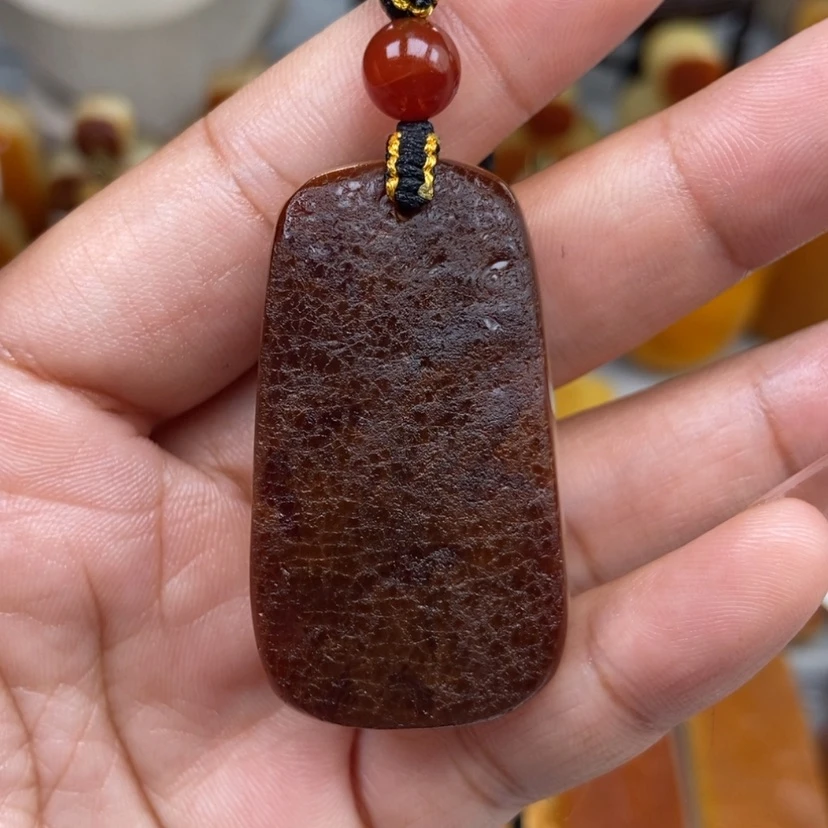 【闪购商品】琥珀颈饰未镶嵌