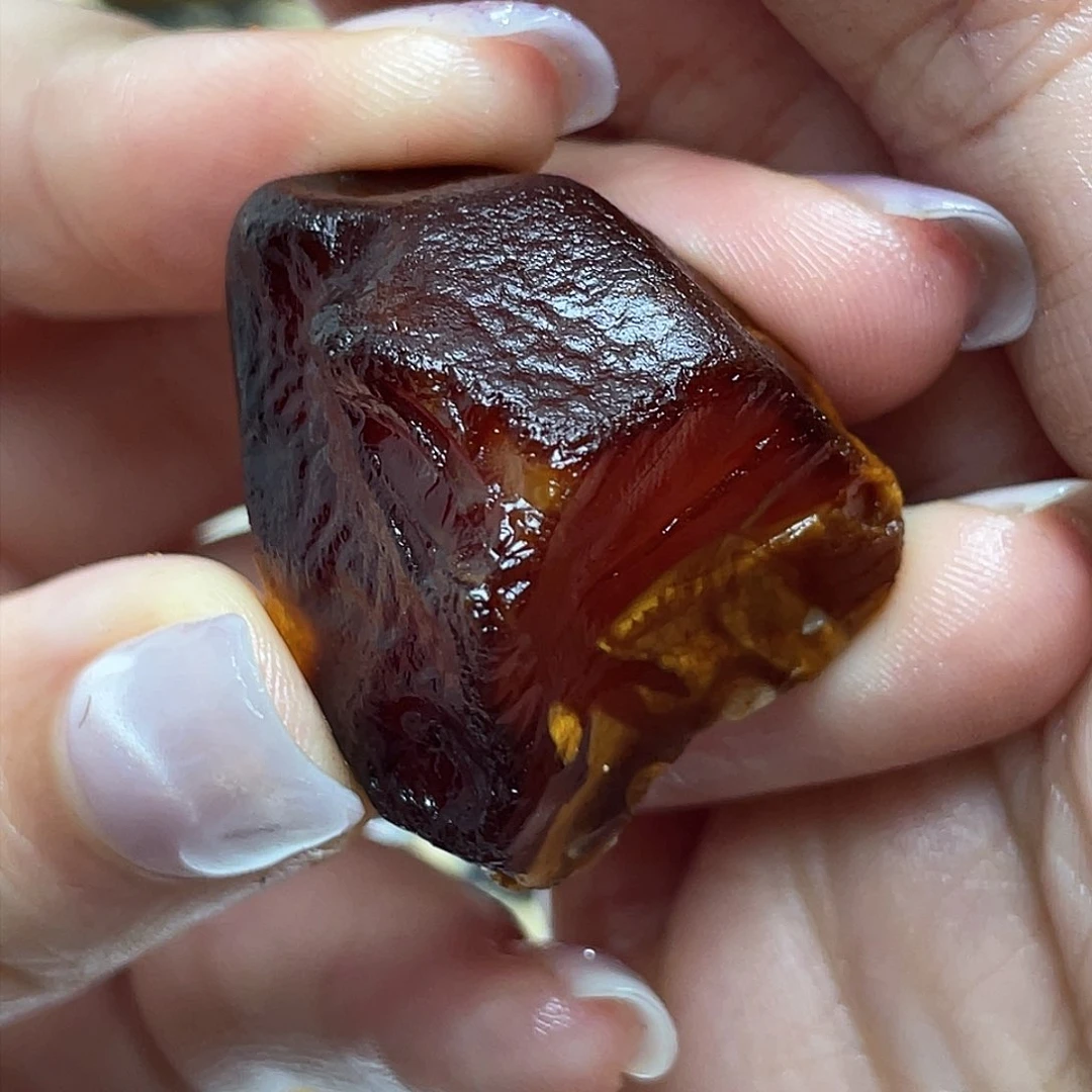 定制琥珀未镶嵌?定制