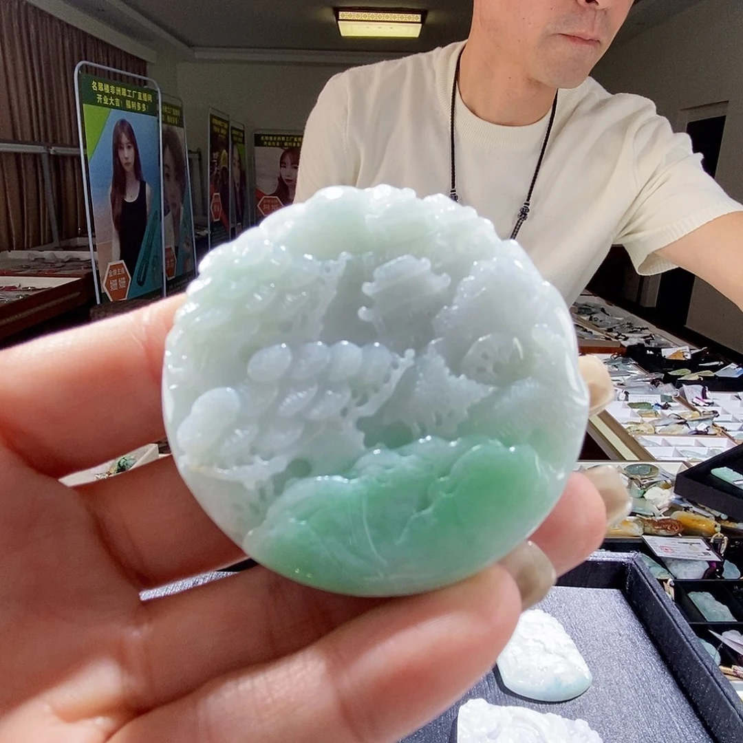 翡翠未镶嵌颈饰翡翠