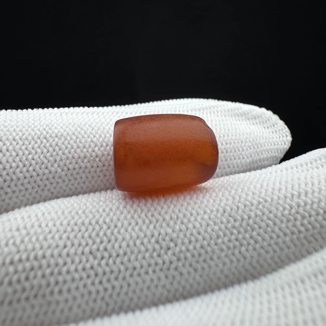 K4061天然蜜蜡-微瑕 老蜡马蹄 11*14.2mm 支持复检 假一罚十