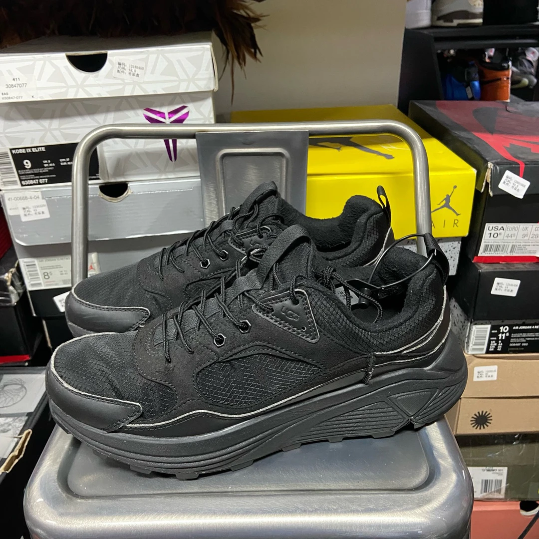 95新 MM6 43码 无原盒 Miwo Trainer Low Mono 黑色 13626872