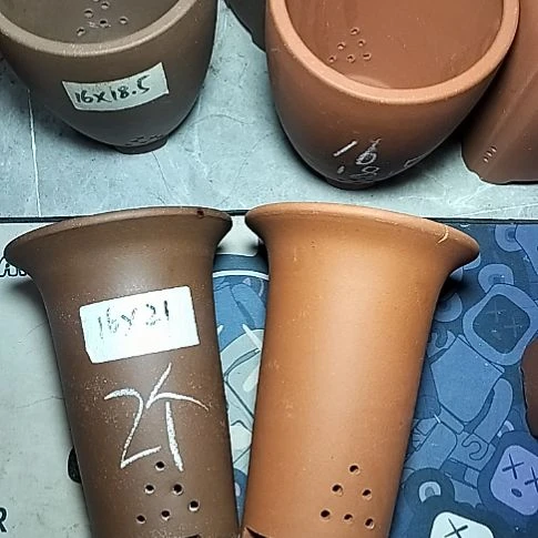 红泥紫泥小兰两个花盆