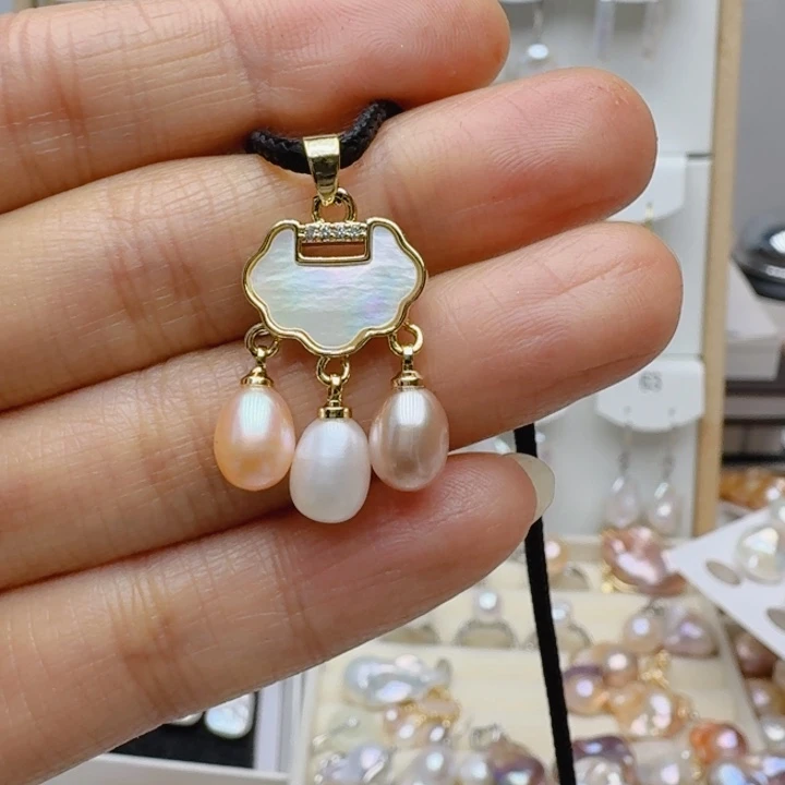 淡水珍珠颈饰未镶嵌