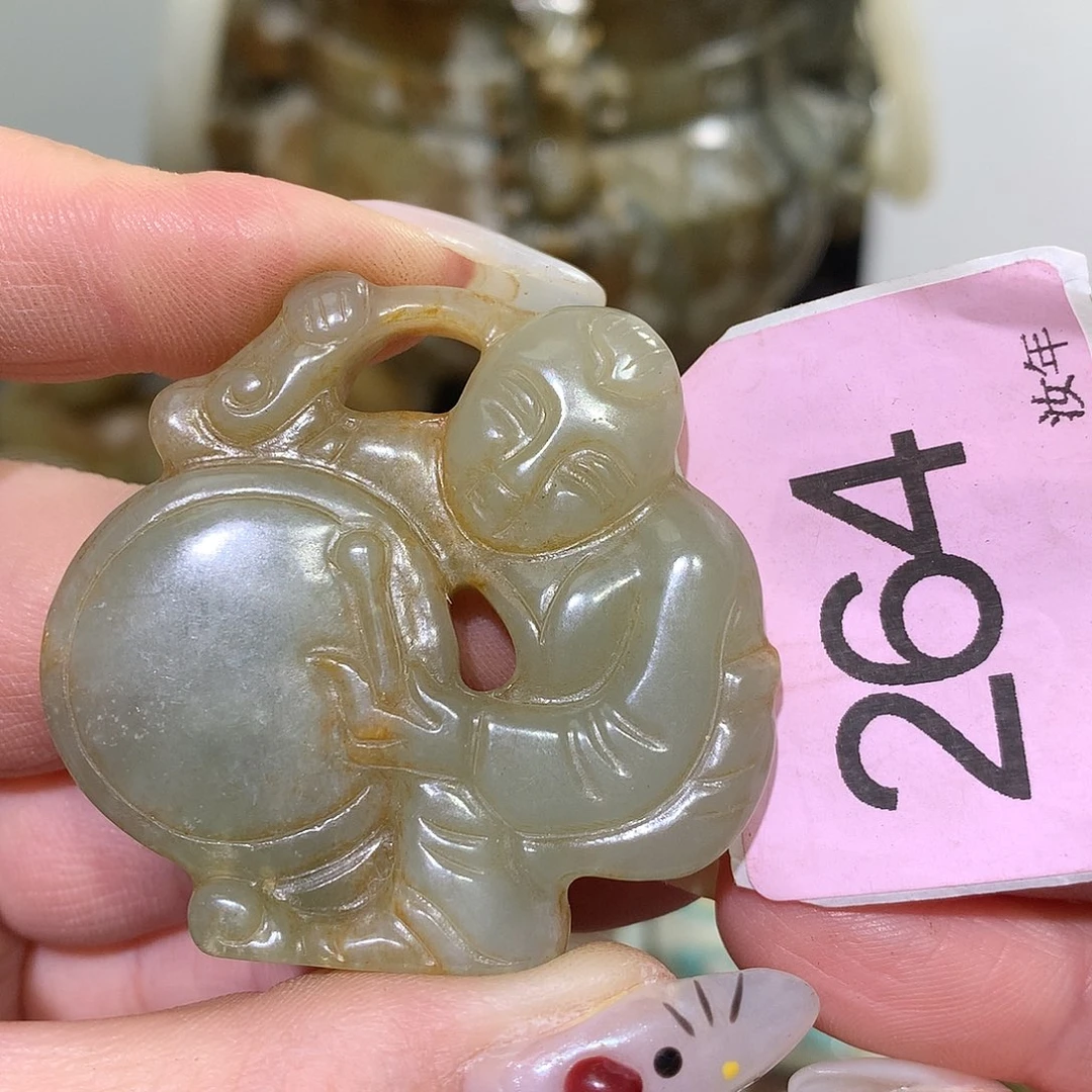 颈饰未镶嵌和田玉