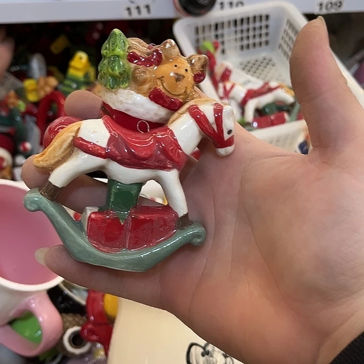 陶瓷微瑕介意慎拍是****！掉色