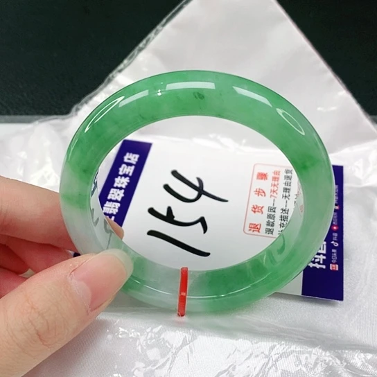 未镶嵌手镯翡翠翡翠手镯