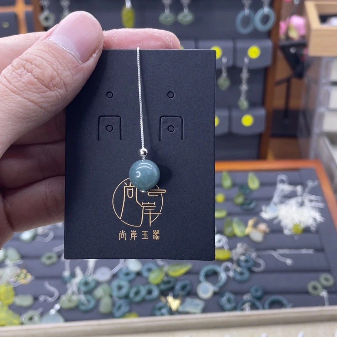 翡翠耳饰未镶嵌歆*