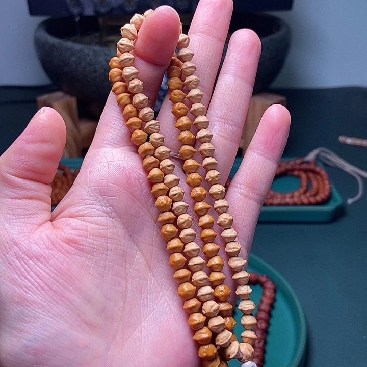 柏香籽/百香籽吊坠75,5