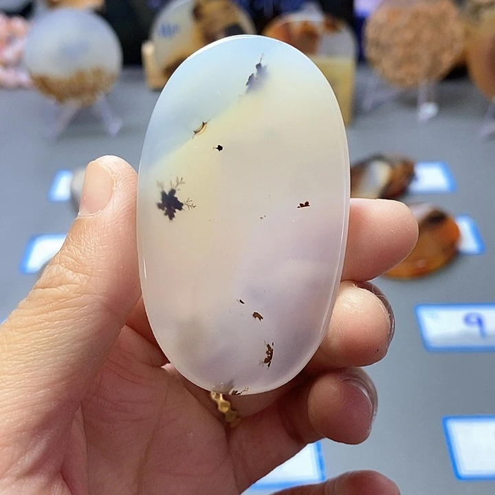 玛瑙/玉髓未镶嵌珠宝半成品