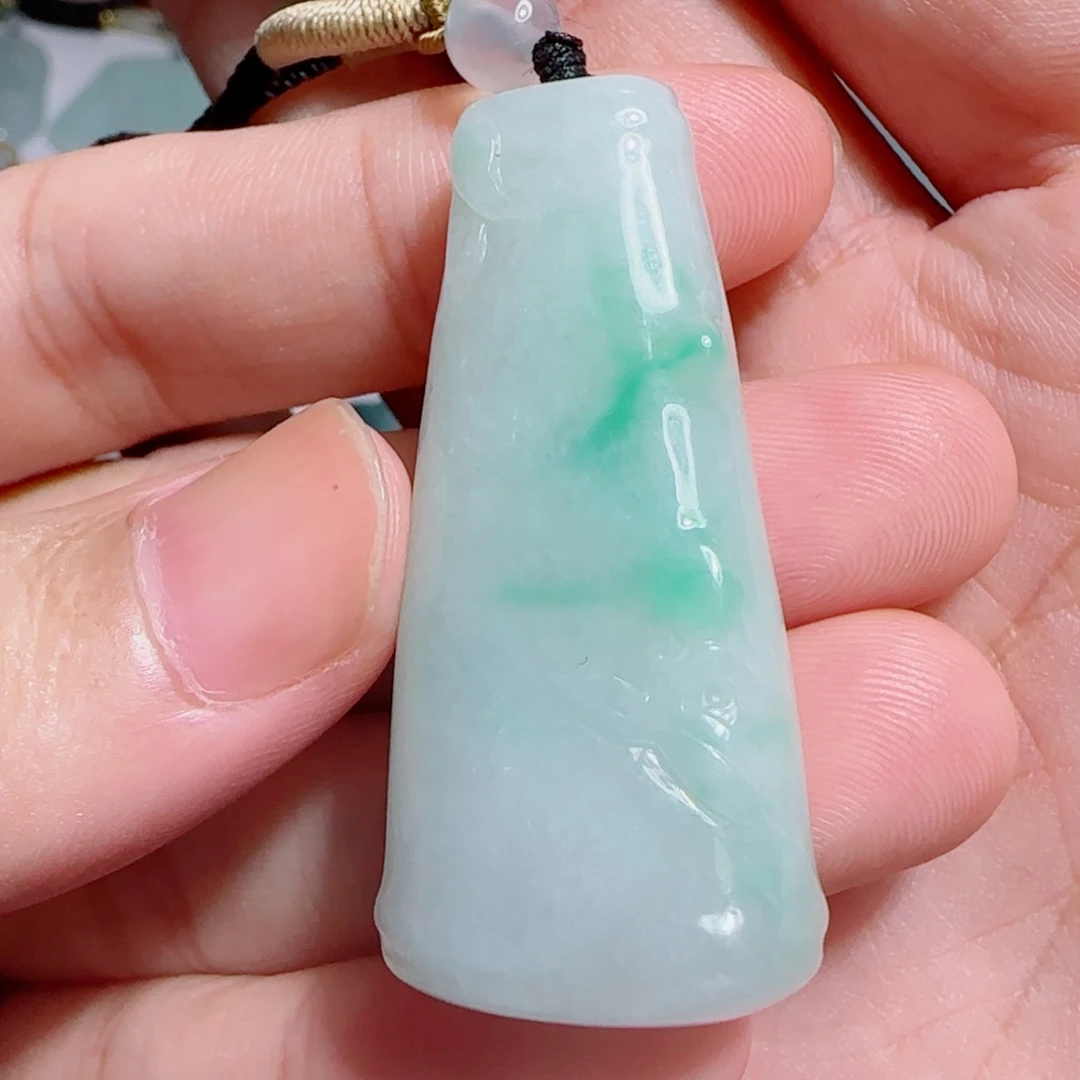 翡翠未镶嵌颈饰节节高升