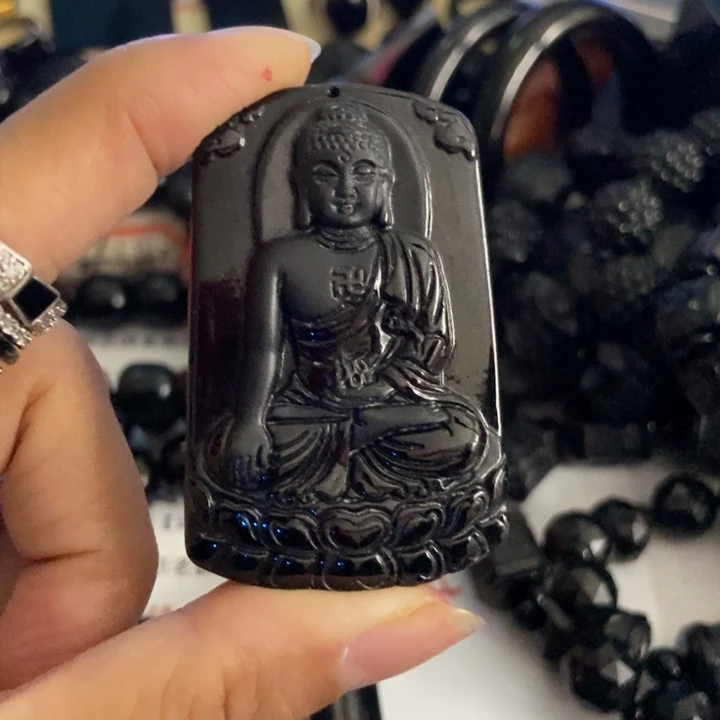 翡翠未镶嵌颈饰阿弥陀佛