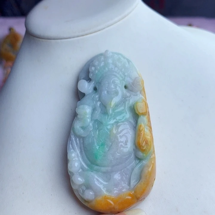 颈饰未镶嵌翡翠财爷