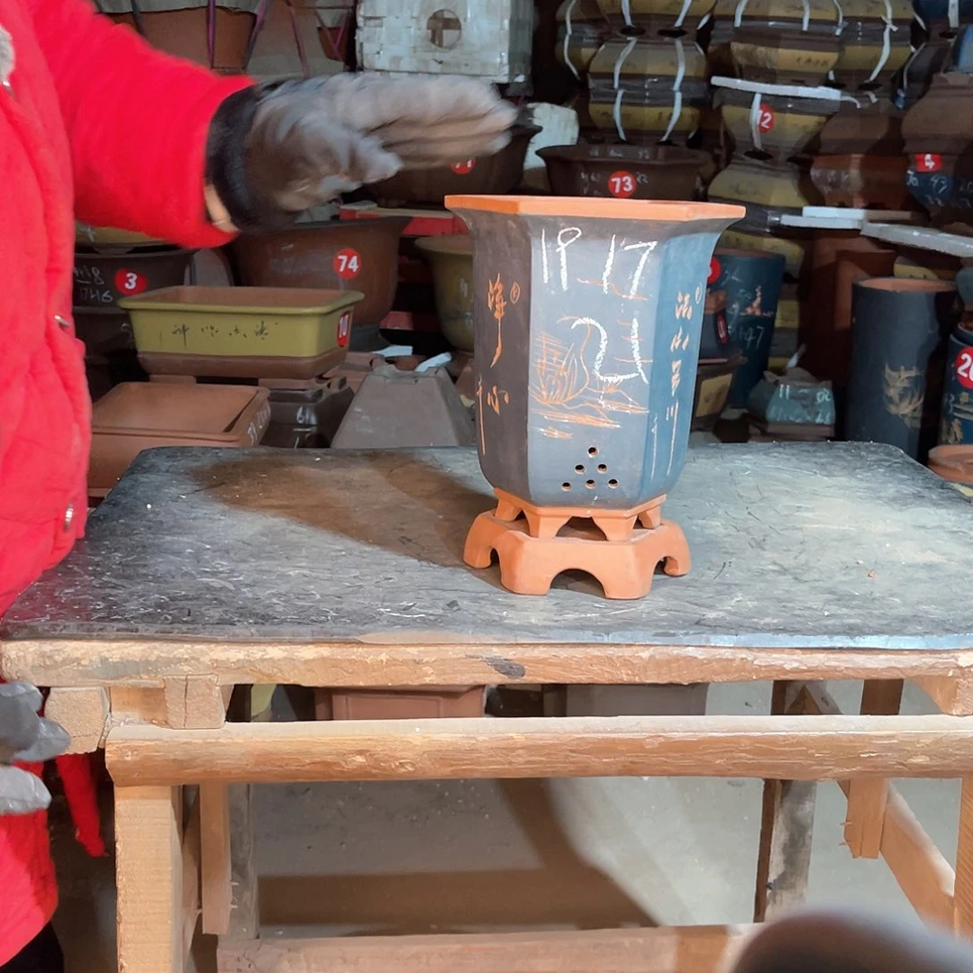 紫砂花盆六方盆一个