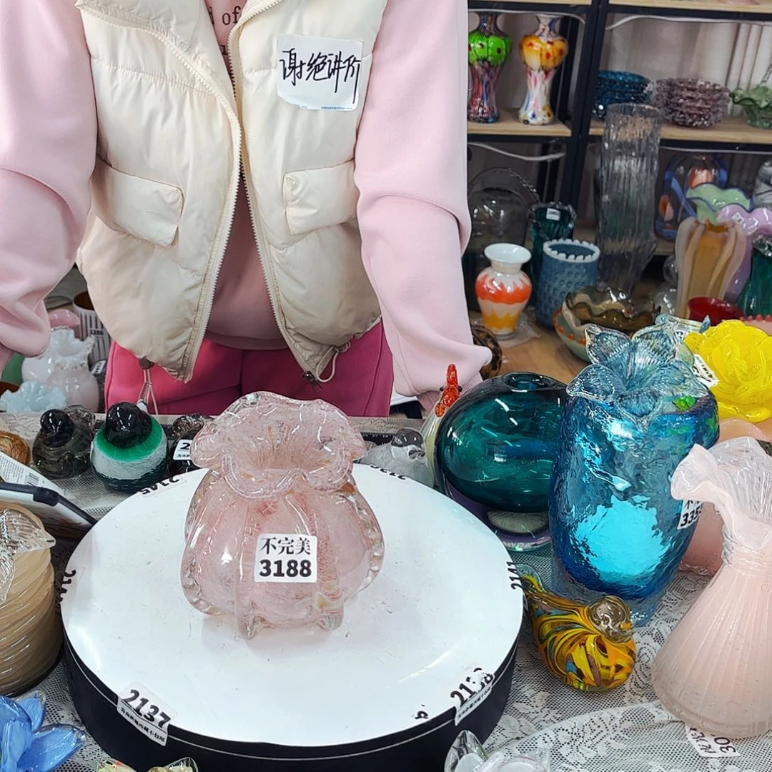 3188 家悦琉璃工艺品不完美