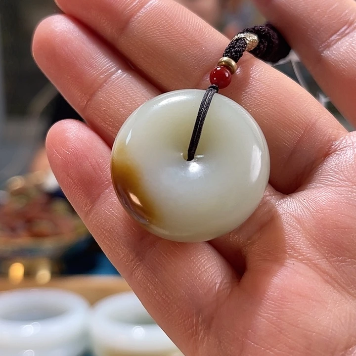 和田玉吊坠(不含链)未镶嵌