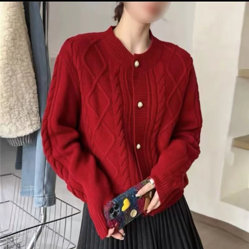 早春新款圆领麻花时尚妈妈装宽松版型外上衣A-112