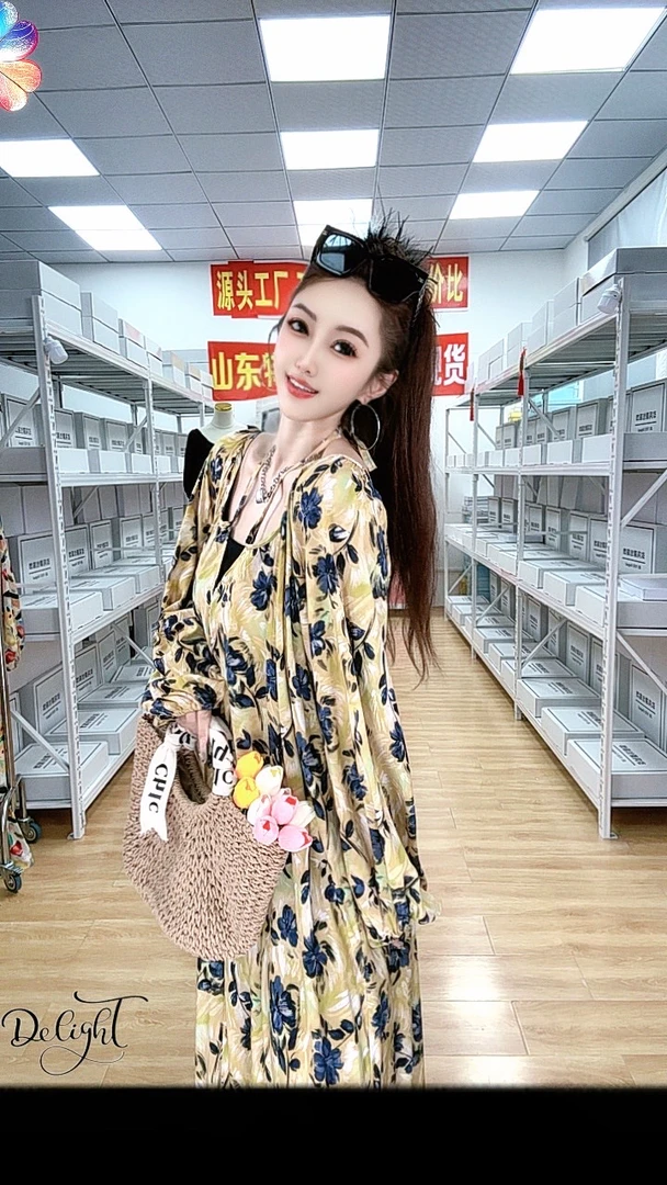 JIUYUE −法式温柔度假风V领碎花连衣裙慵懒风系带长裙