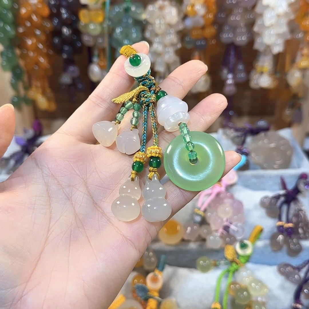 玛瑙/玉髓钥匙挂件未镶嵌