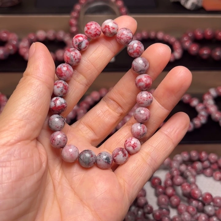 天然辰砂原石手串