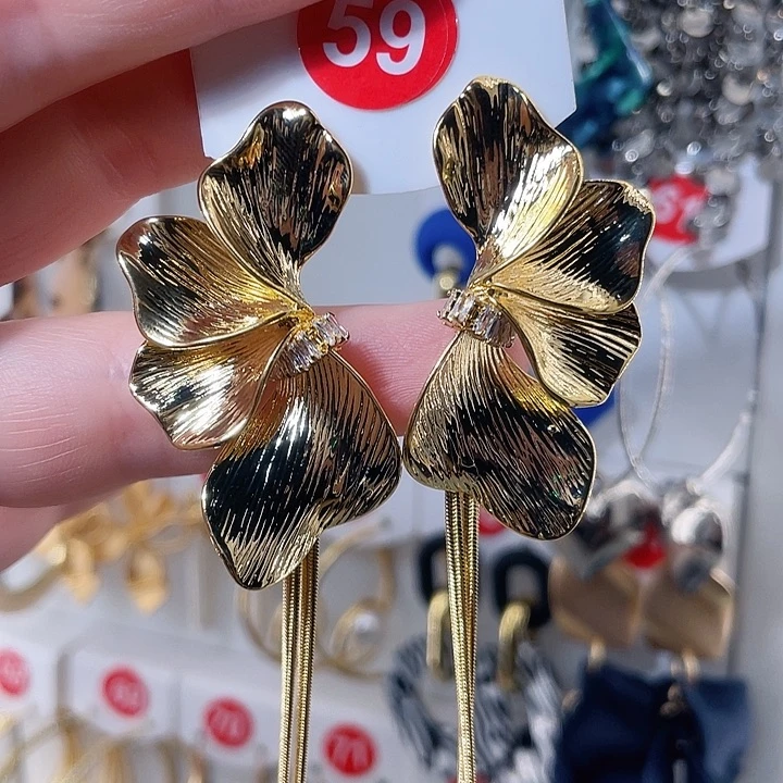 无非金属铁合金合金饰品3