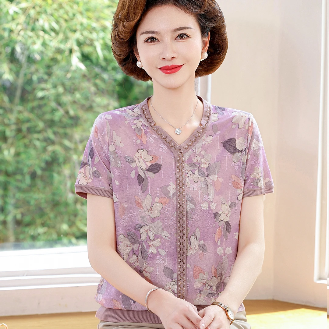 妈妈夏装V领冰丝小衫夏季新款短袖T恤中老年人女宽松洋气薄上衣