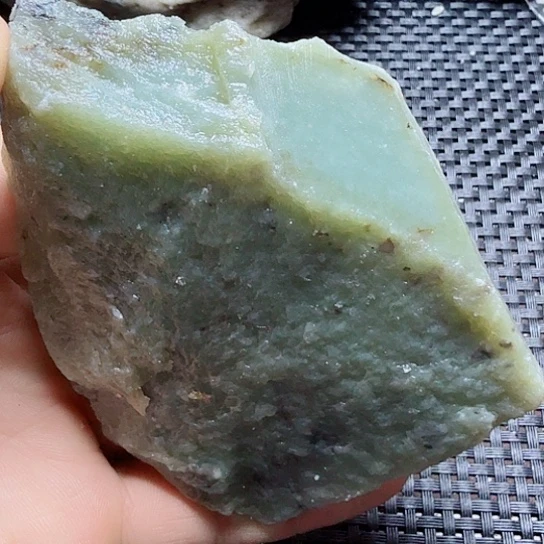 和田玉（糖玉）未镶嵌珠宝半成品