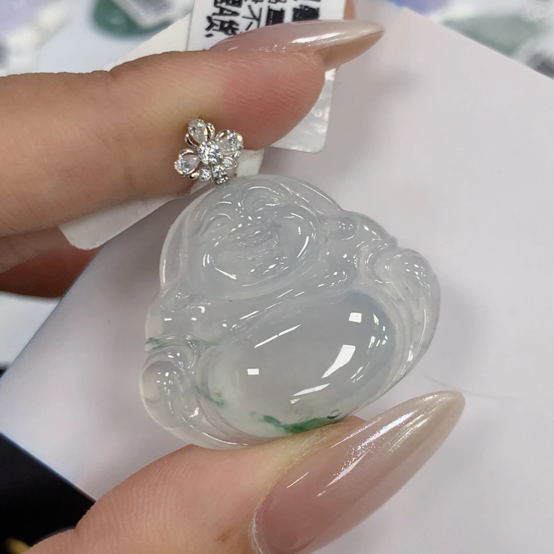 颈饰18K金镶嵌翡翠