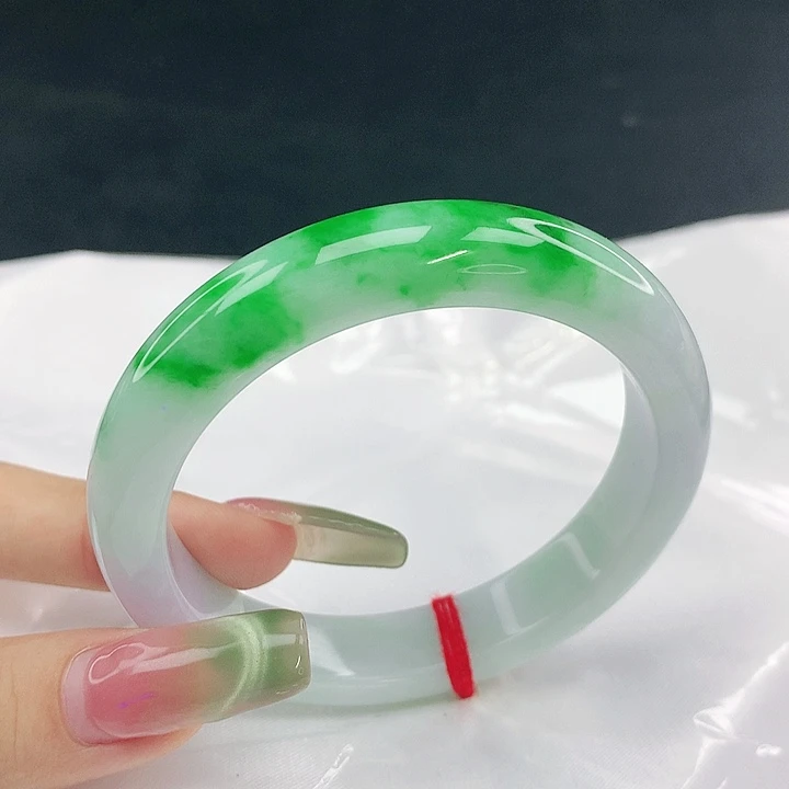 翡翠未镶嵌手镯圈56.6，19012