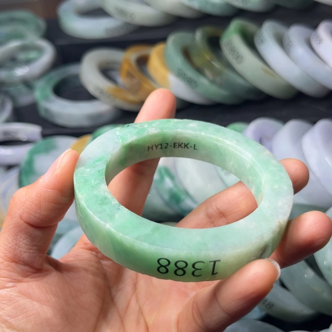 定制翡翠手镯未镶嵌