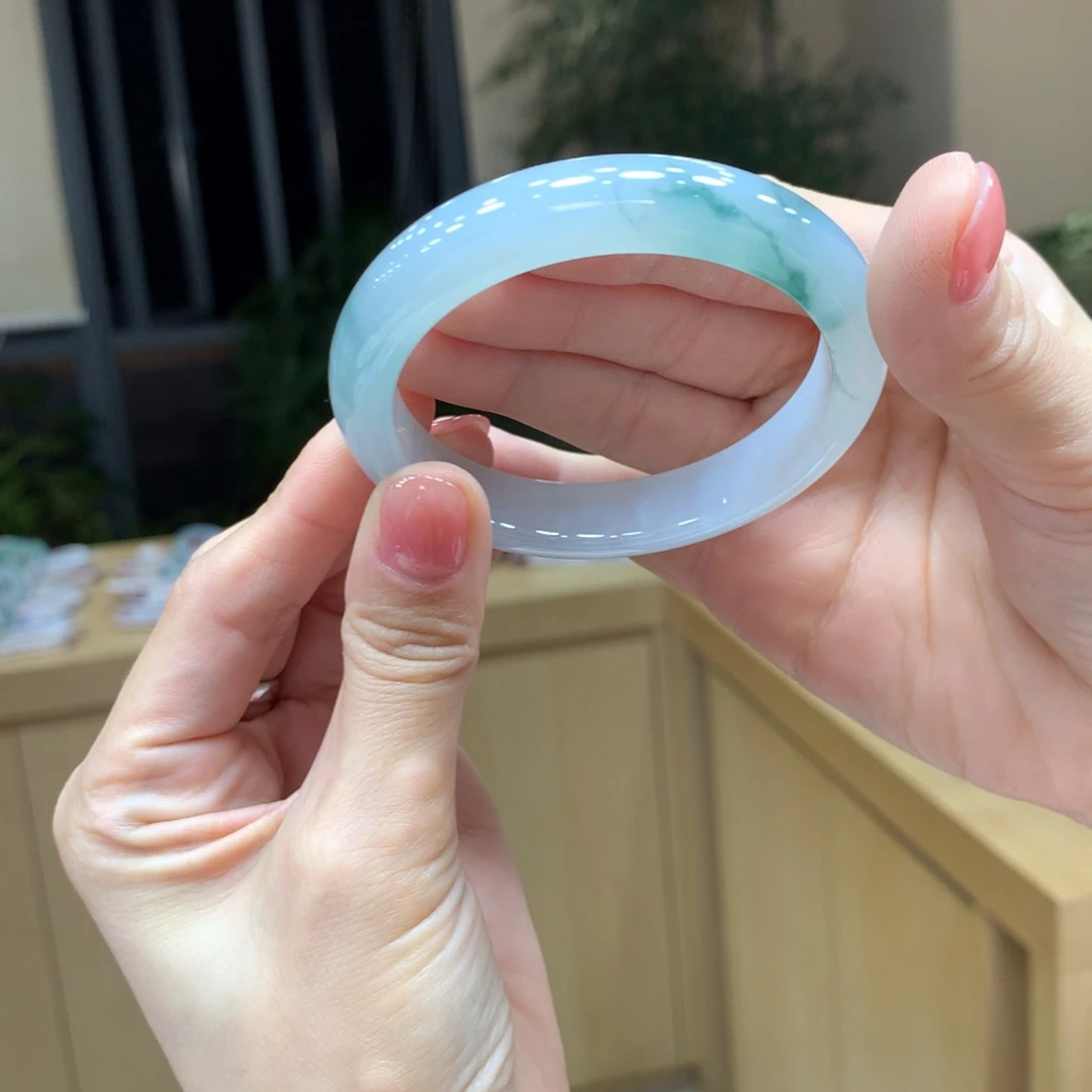 未镶嵌手镯翡翠不退不换