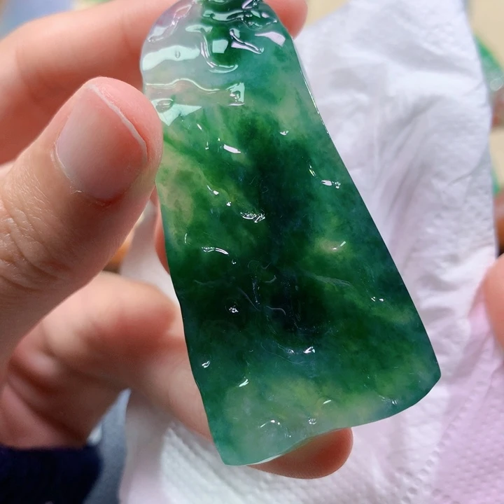翡翠未镶嵌颈饰 3746