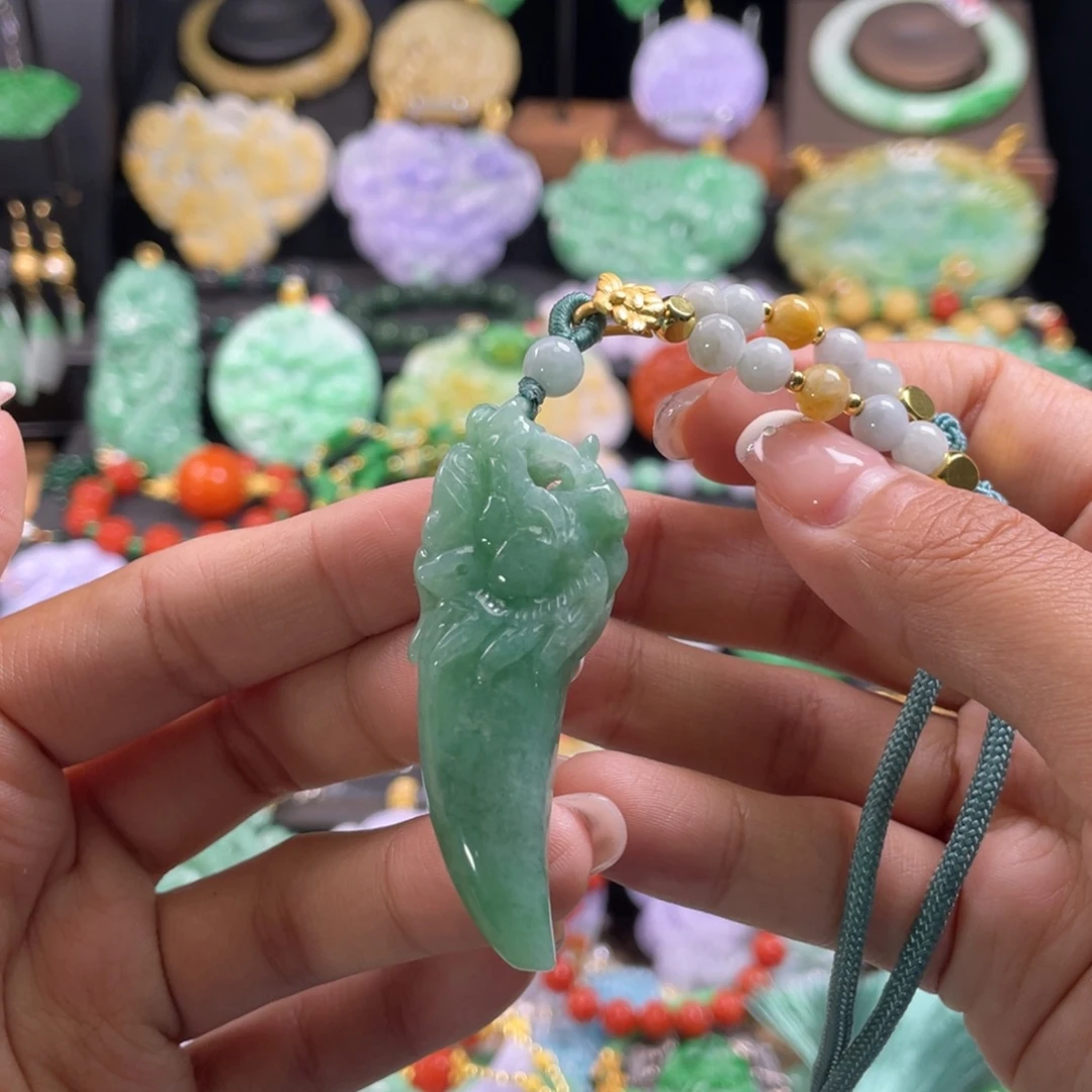 翡翠未镶嵌颈饰代编织