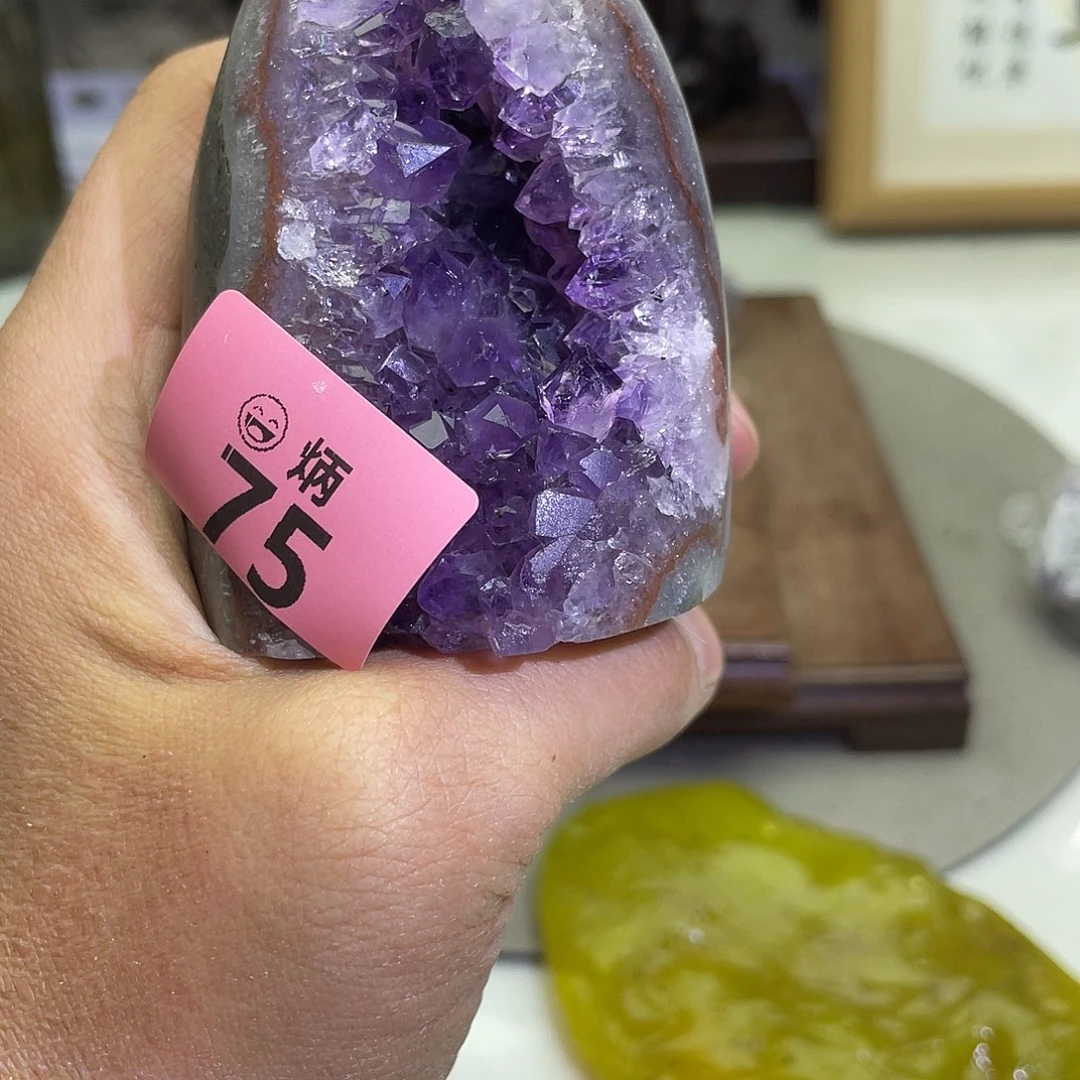 未镶嵌水晶大型摆件（非配饰）