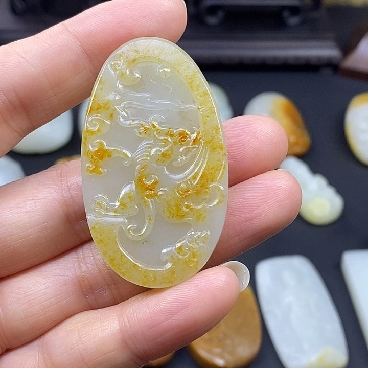 和田玉未镶嵌颈饰